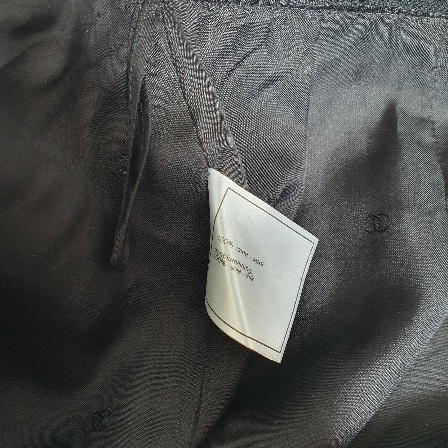Chanel Noir Wool Skirt (40)