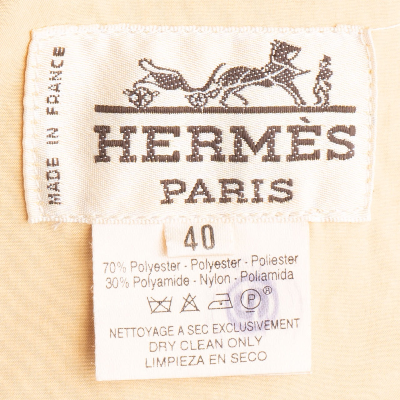 Hermes Collectors Raincoat (40)