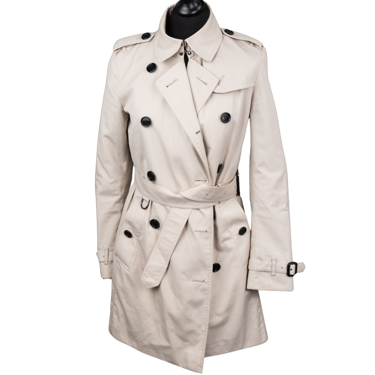 Burberry Beige Iconic Trenchcoat (D34)