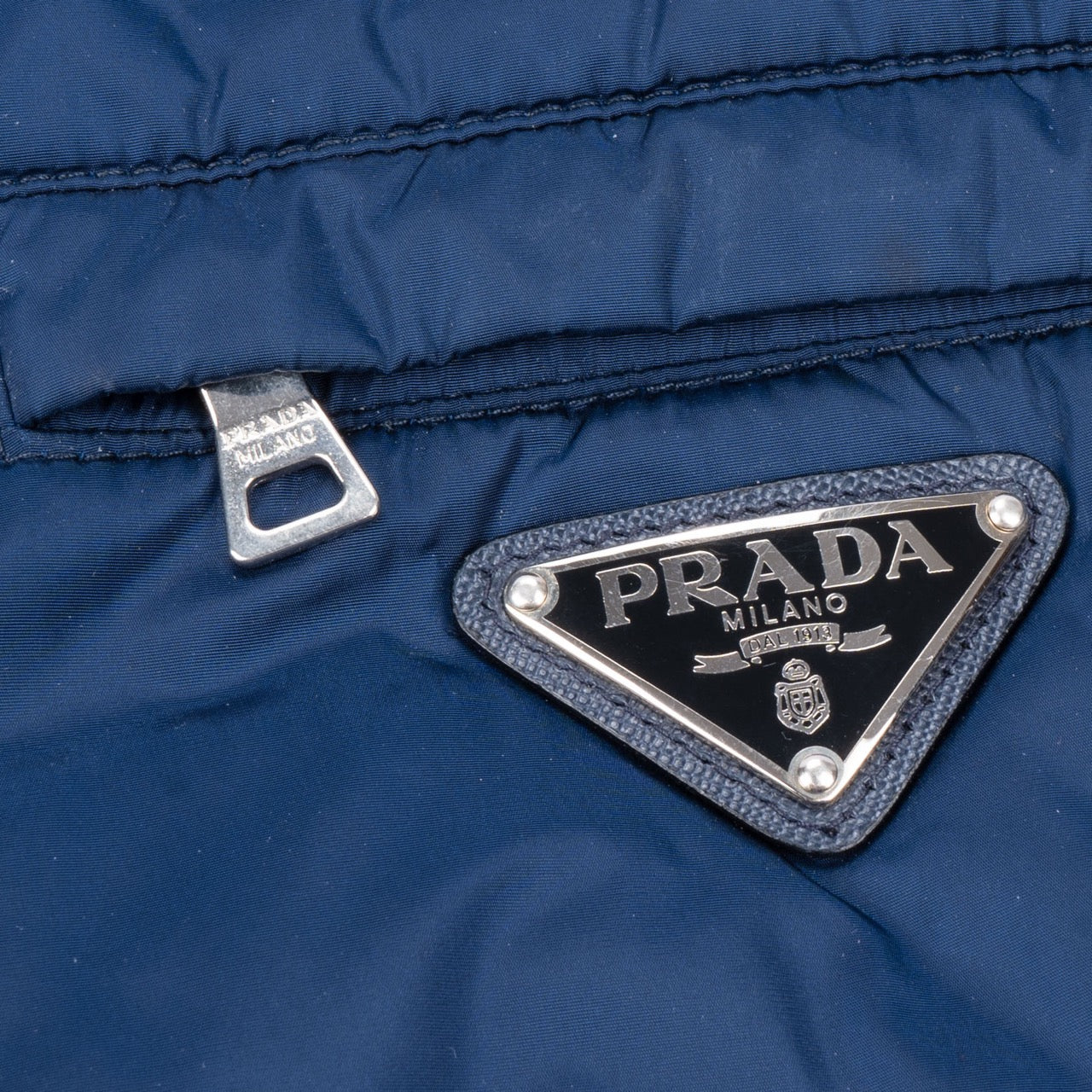 Prada Chest Applique Puffer Veste (M)