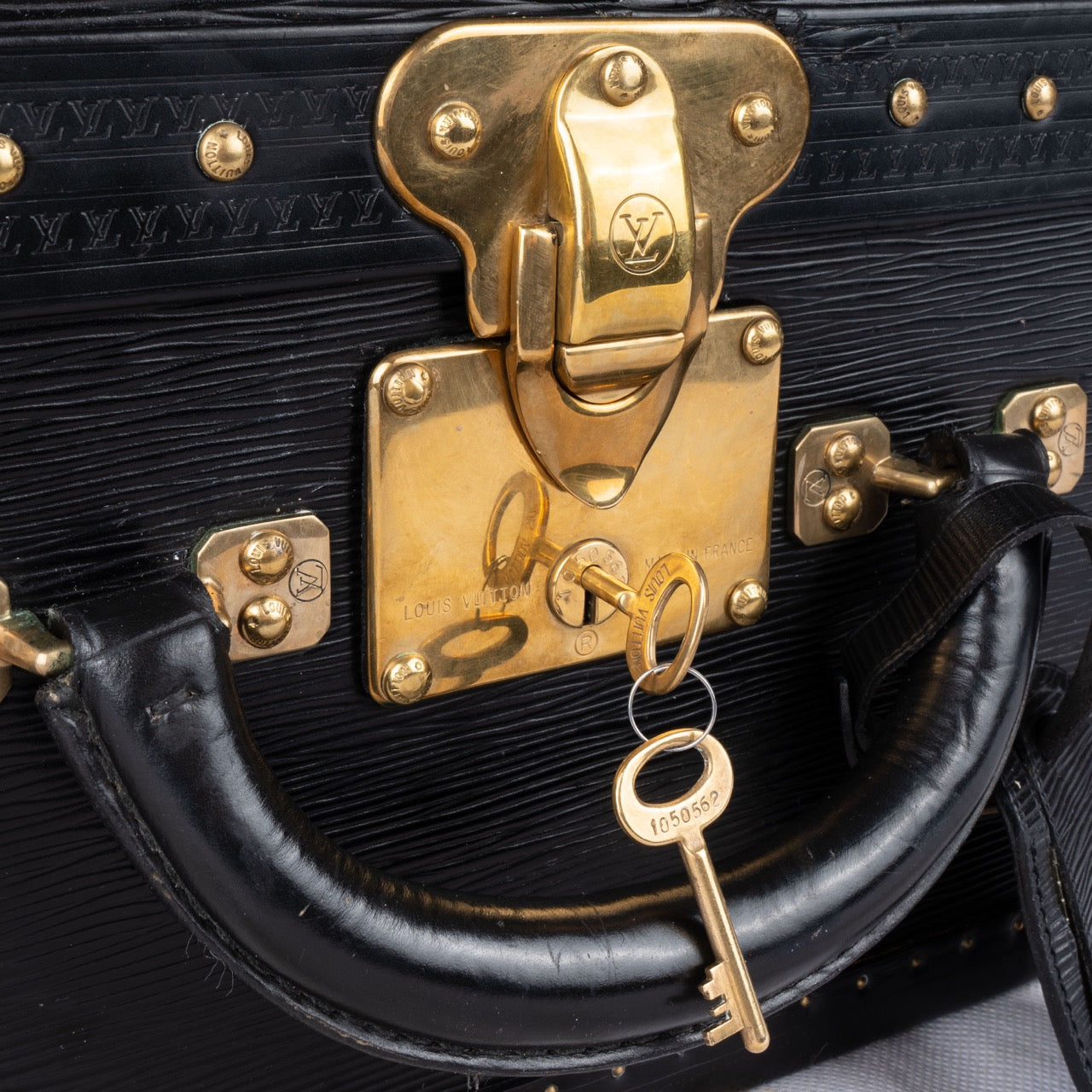 Louis Vuitton Epi Leather Noir Alzer 65 Trunk Koffer