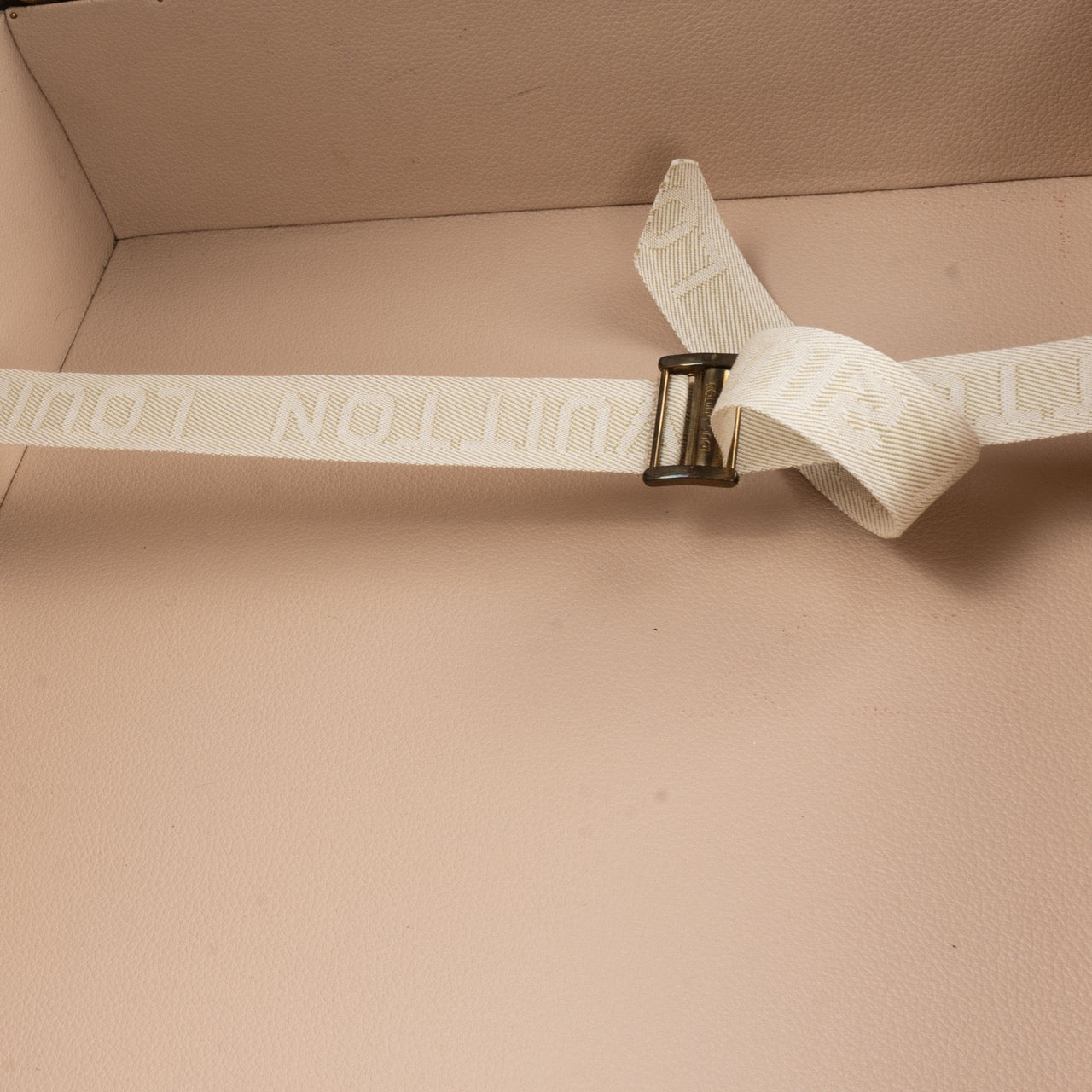 Louis Vuitton Canvas Monogram Bisten 65 Trunk Koffer