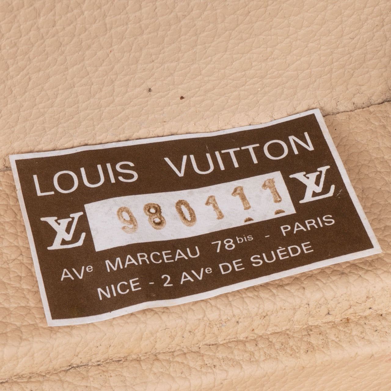 Louis Vuitton Canvas Monogram Bisten 70 Trunk Koffer