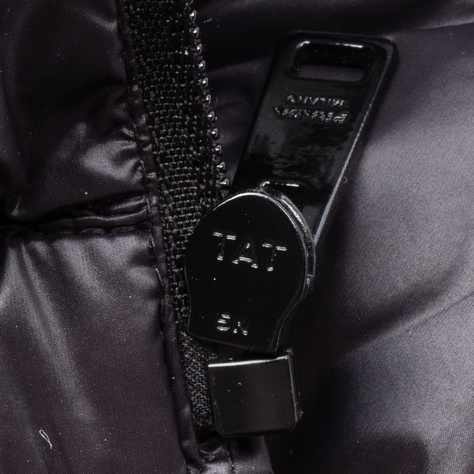 Prada Triangle New Collection Puffer Veste (M-L)