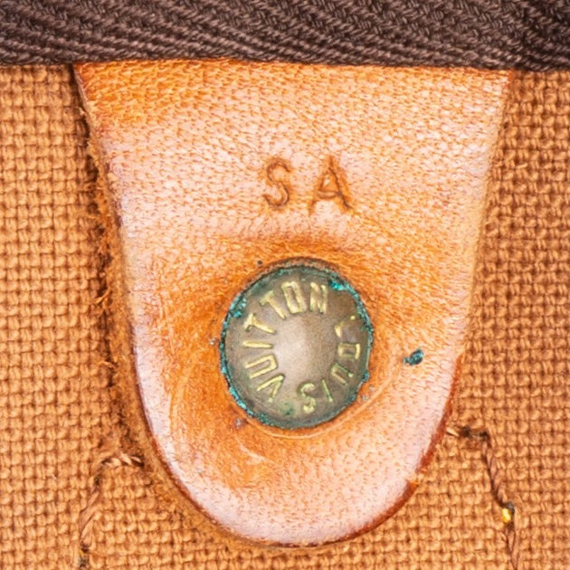 Louis Vuitton Canvas Monogram Speedy 40