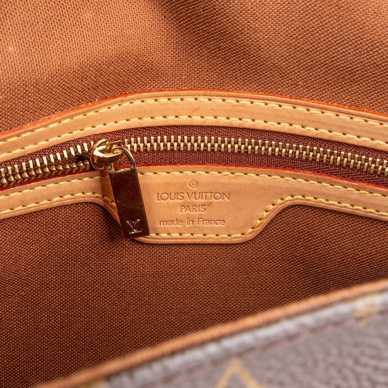 Louis Vuitton Monogram Canvas Looping PM Shoulder Bag - vintageandkickz