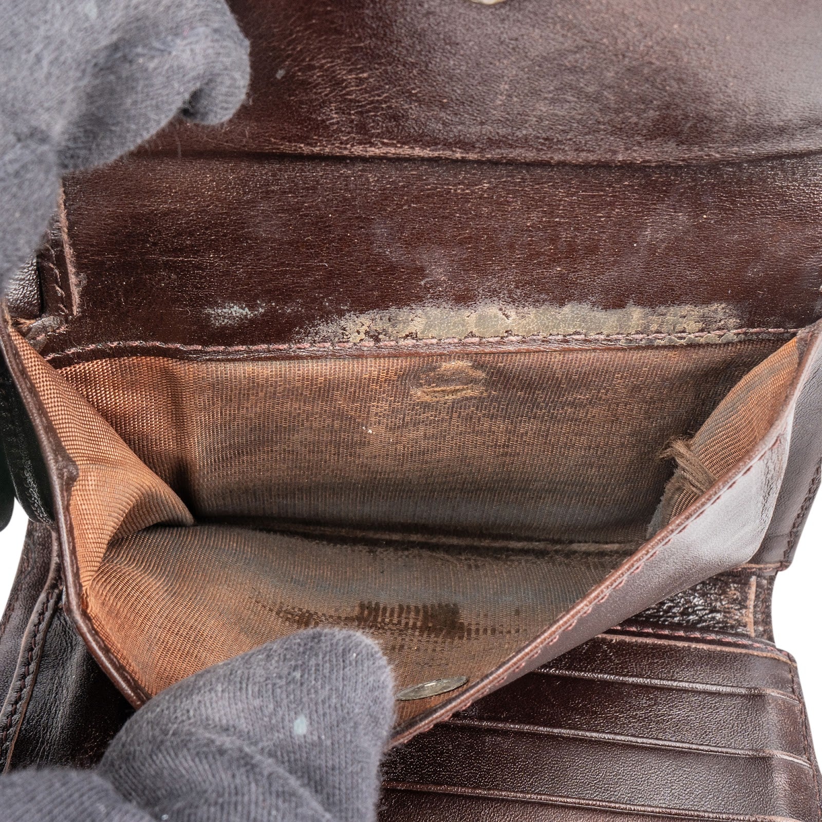 Fendi FF Monogram Baguette Buckle Wallet - vintageandkickz