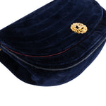 Chanel Chevron Velvet Half Moon Single Flap Crossbody Bag xxverschluss erneuern - vintageandkickz