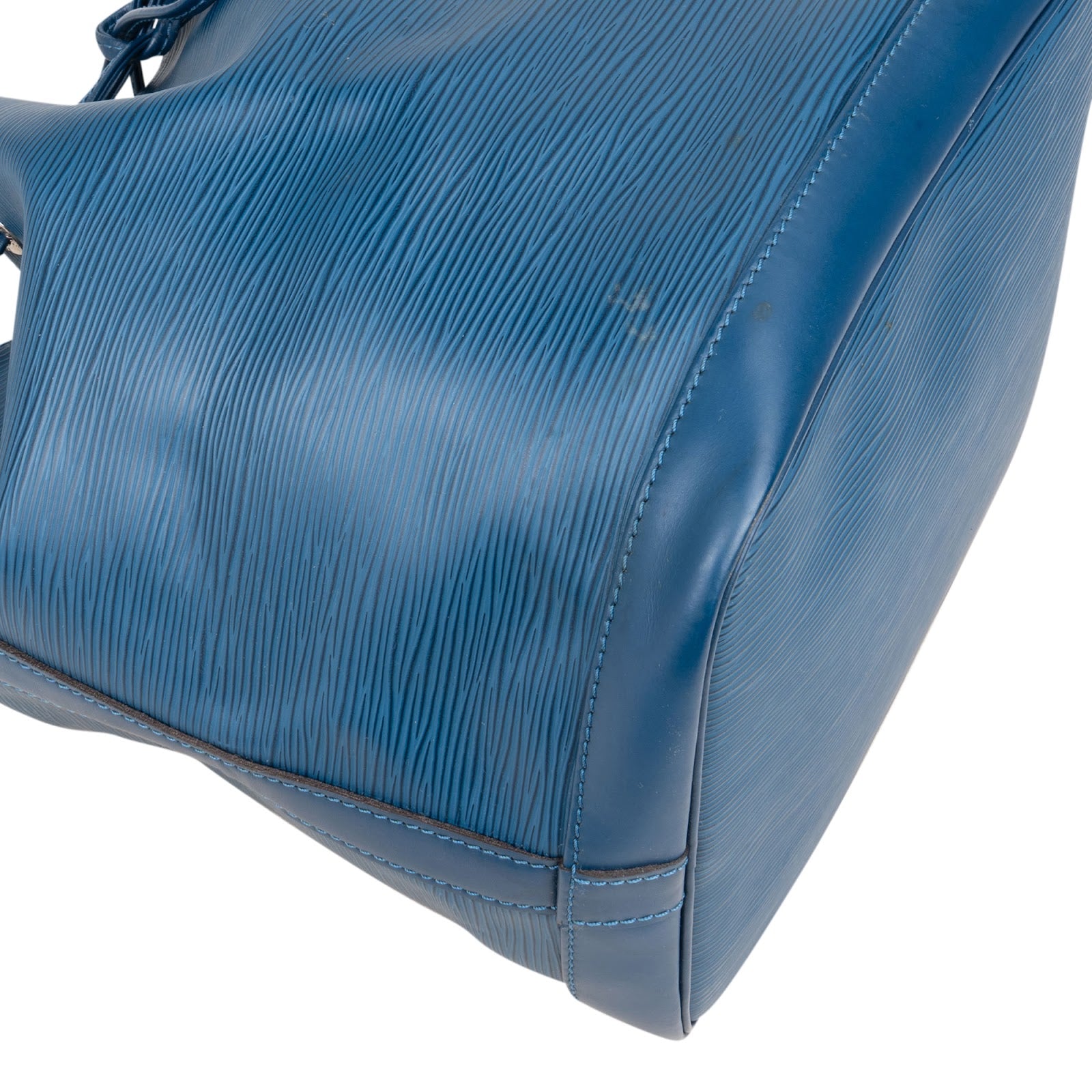 Louis Vuitton Bleu Epi Leather NM Sac Noé Petit Shoulder Bag - vintageandkickz