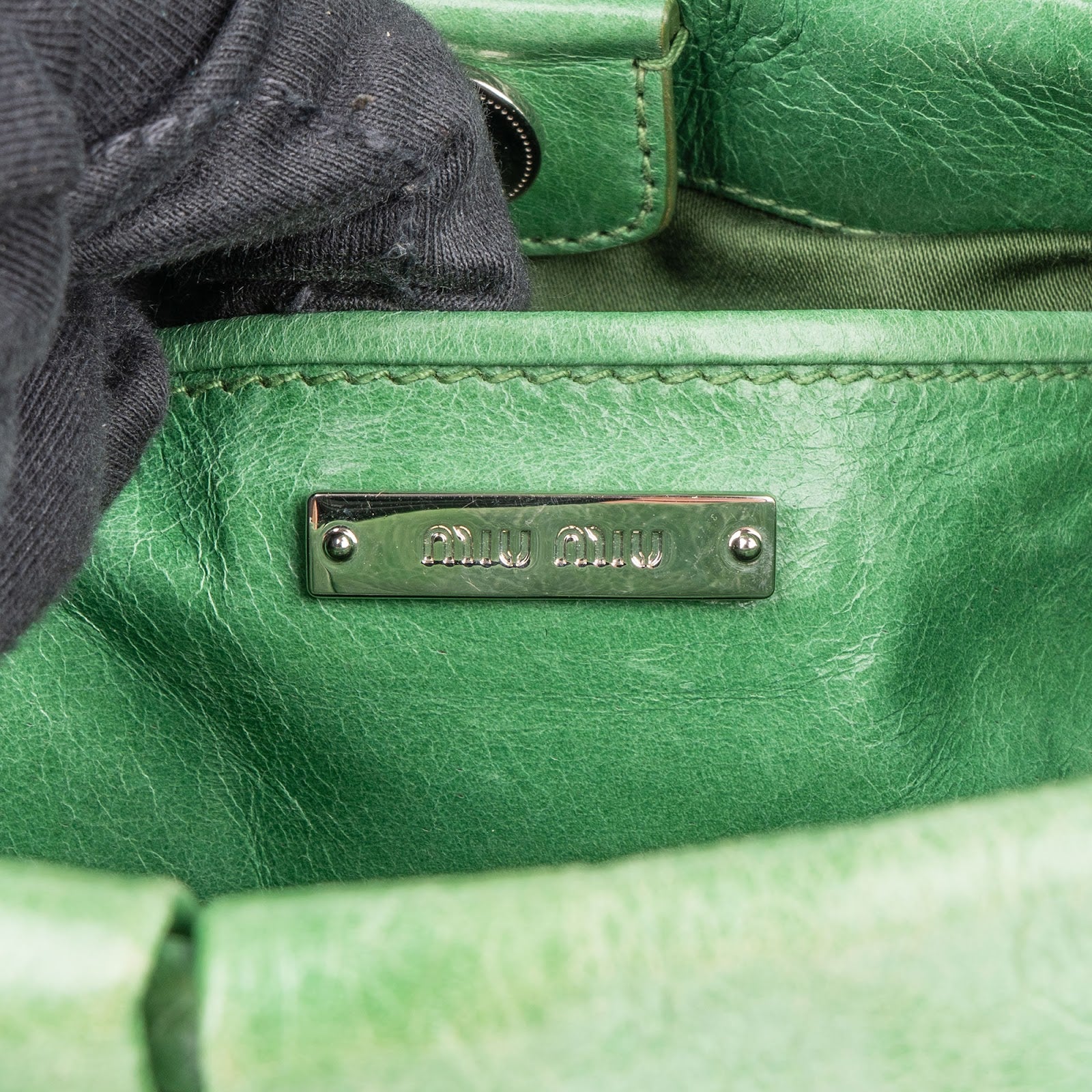 [🔄️B24 / F14] Miu Miu Vitello Lux Satchel Crossbody Bag - vintageandkickz