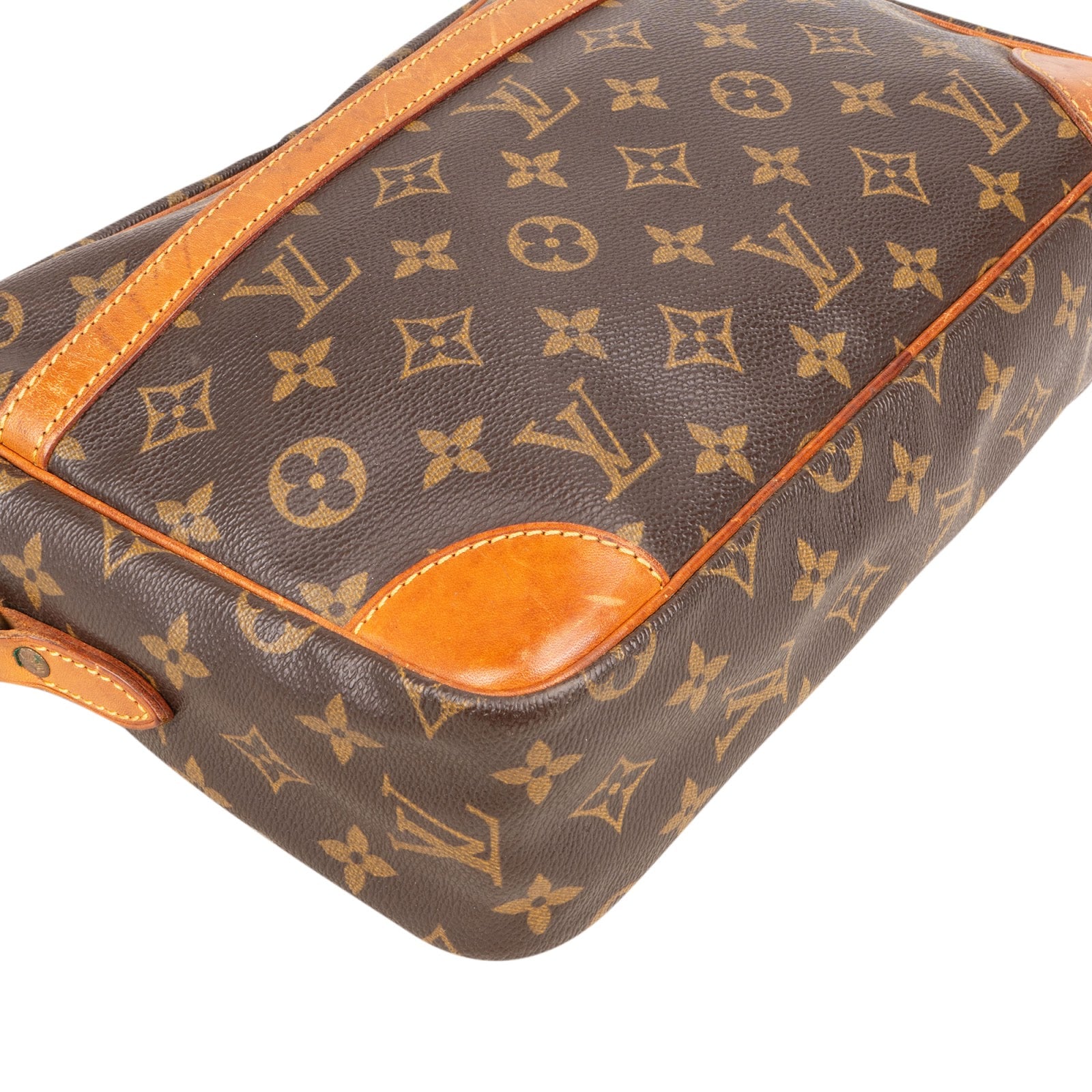 Louis Vuitton Monogram Canvas Trocadero 27 Crossbody Bag - vintageandkickz