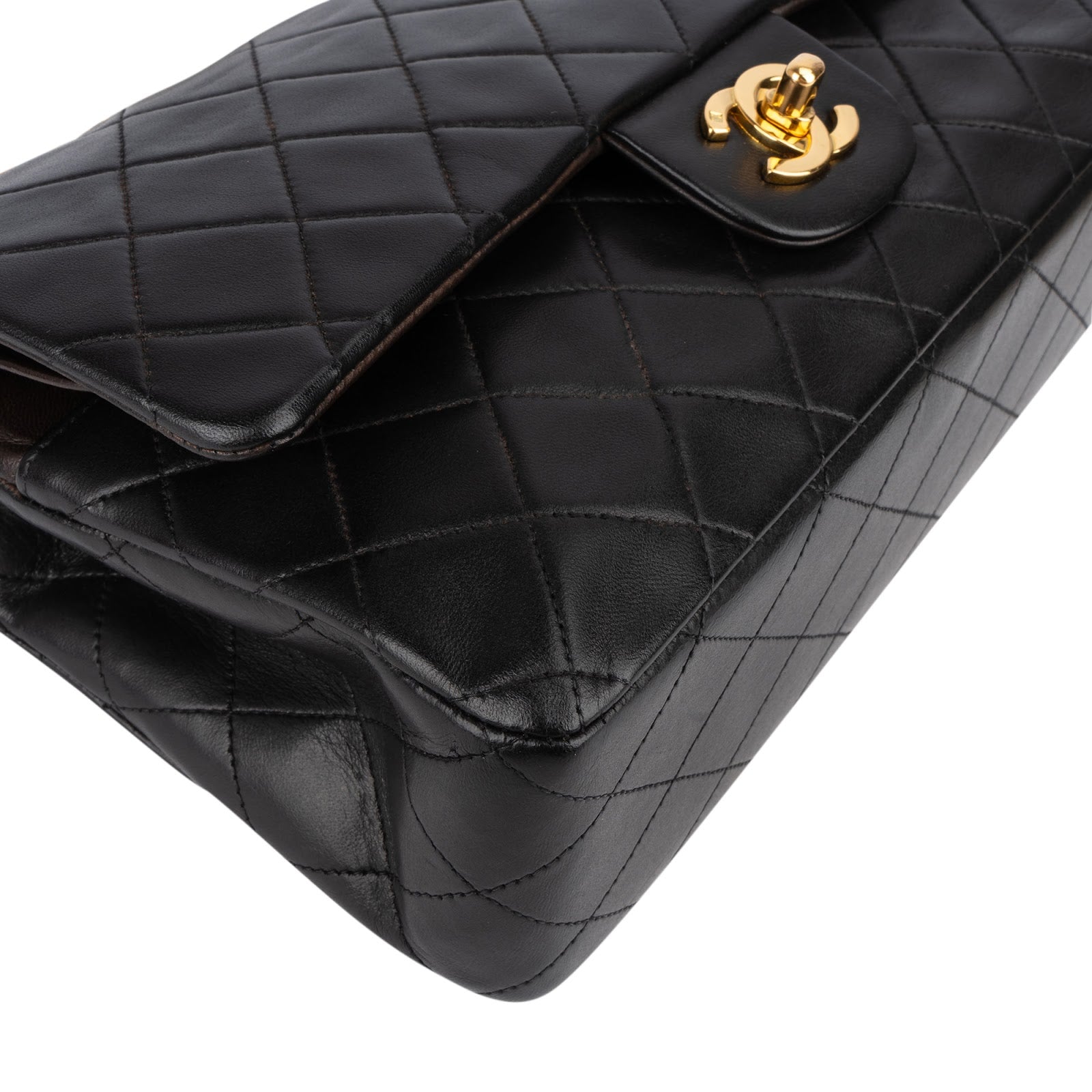 [🔄️B11 / F28] Chanel Quilted Lambskin Medium Double Flap Shoulder Bag - vintageandkickz