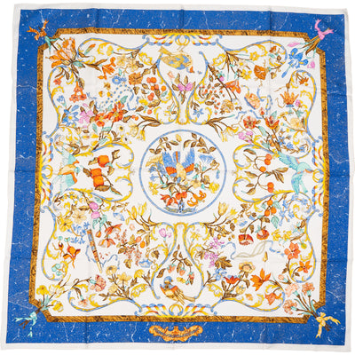 Hermès Les Plaisirs du Froid Silk Carre 90 Scarf Tuch