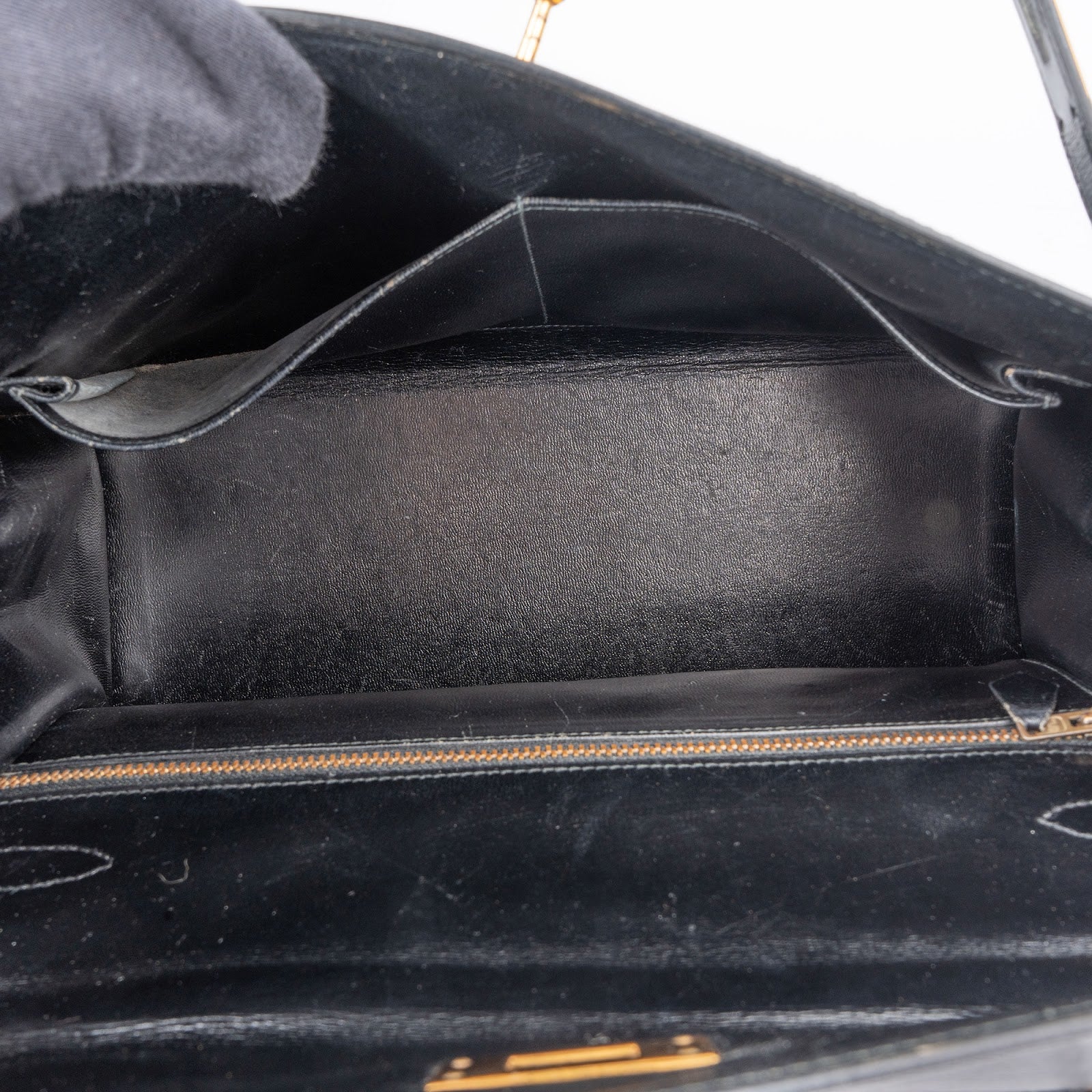 Hermès Box Calf Leather Kelly 32 Handbag - vintageandkickz