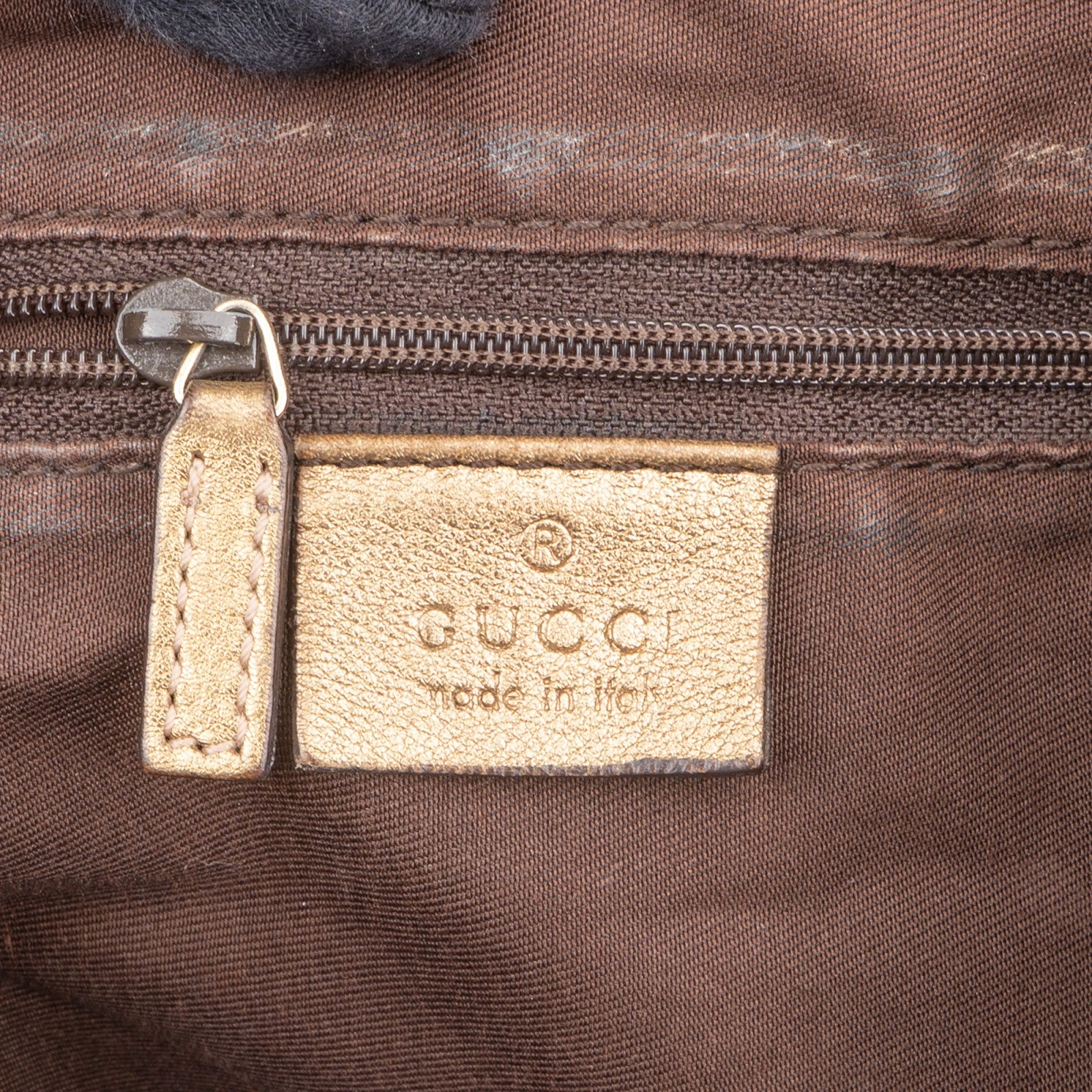 [🔄️B09 / F56] Gucci Monogram GG Metallic Gold Leather Abbey Hobo Shoulder Bag xx riecht - vintageandkickz