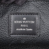 Louis Vuitton Noir Taiga Leather Trousse Toilette Bag