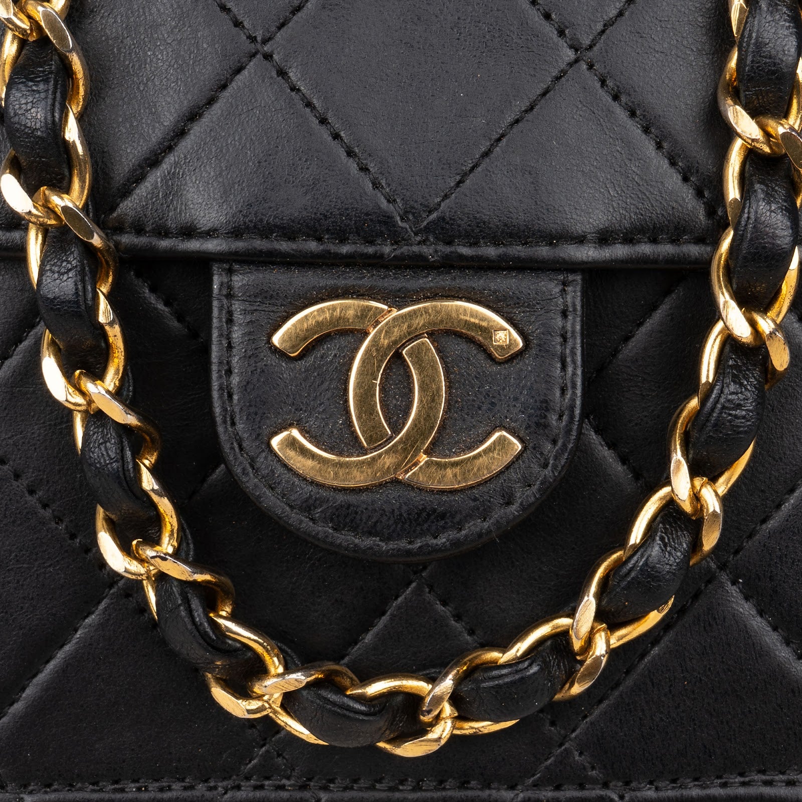 [🔄️B14 / F12] Chanel Quilted Lambskin Medium Single Flap Crossbody Bag - vintageandkickz
