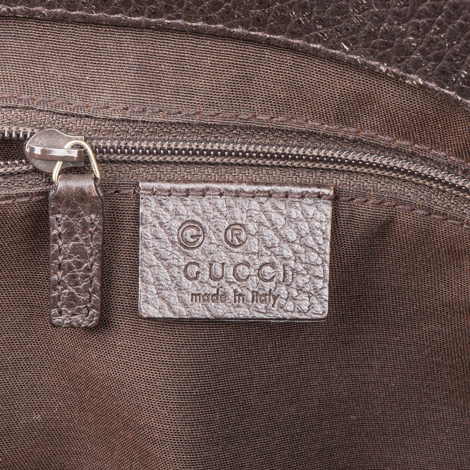 Gucci Monogram GG Abbey Handbag - vintageandkickz