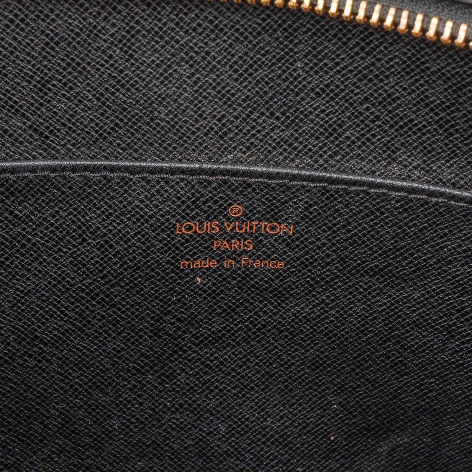 Louis Vuitton Noir Epi Leather Pochette Homme Clutch - vintageandkickz