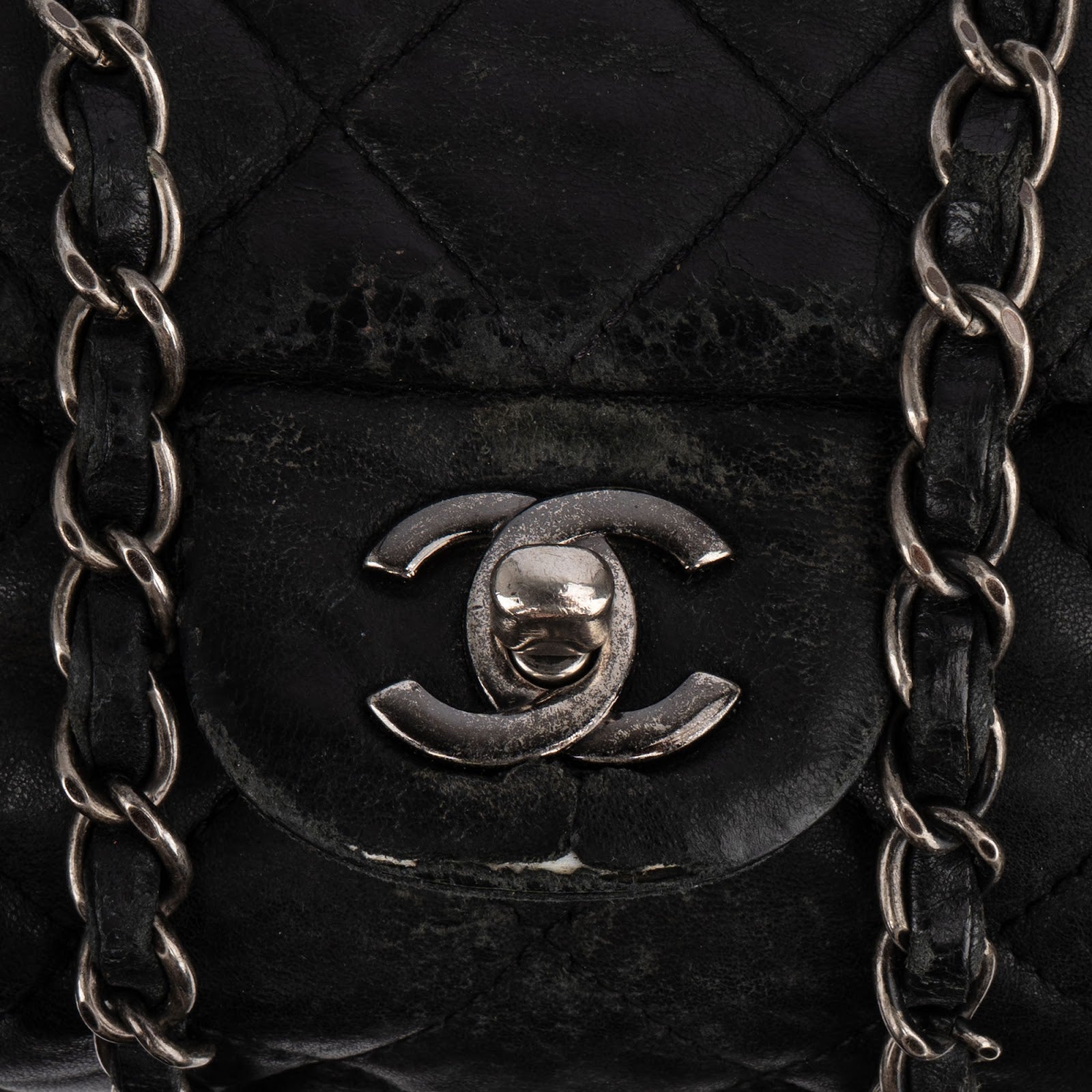 Chanel Quilted Lambskin Single Flap Crossbody Bag - vintageandkickz