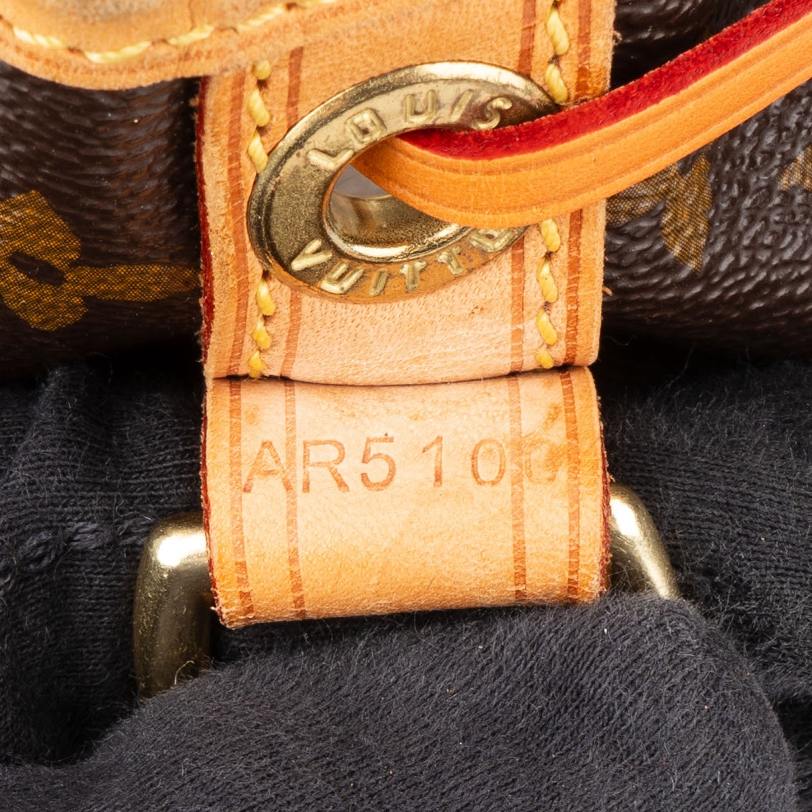 [🔄️B08 / F32] Louis Vuitton Monogram Canvas Sac Noé Grande Shoulder Bag - vintageandkickz