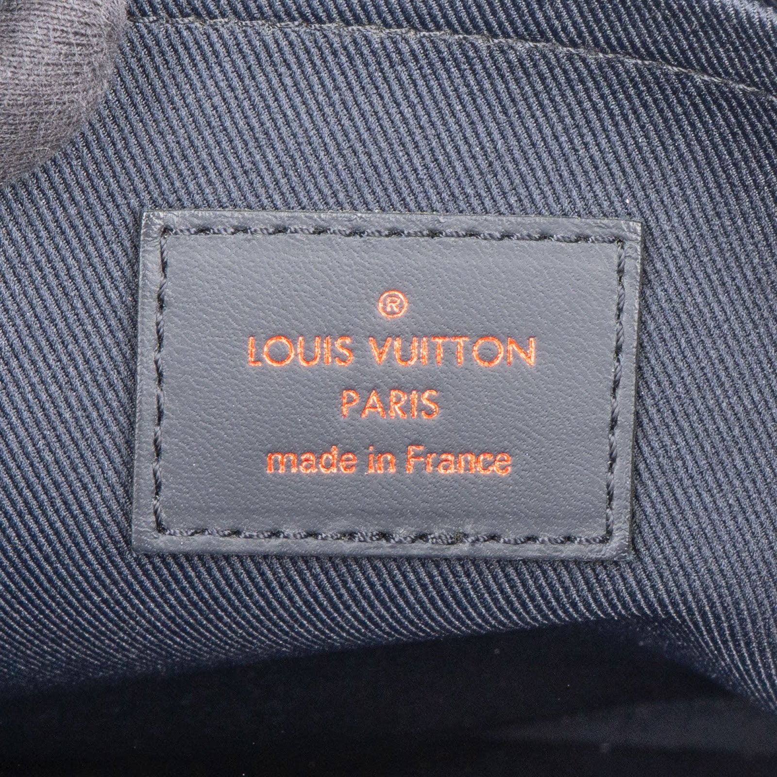 [🔄️B08 / F11] Louis Vuitton Canvas Monogram Ink Pochette Apollo Handbag - vintageandkickz
