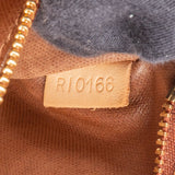 Louis Vuitton Monogram Canvas Toiletry 25 Bag - vintageandkickz