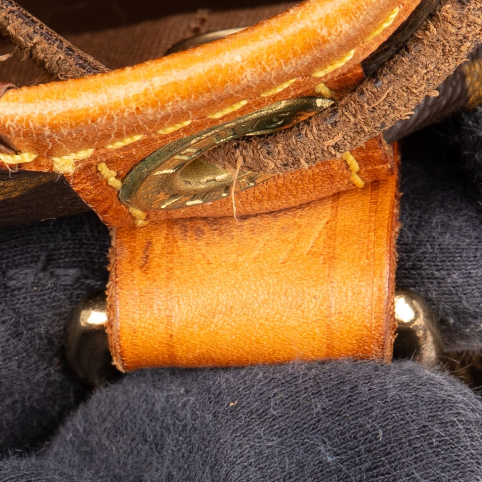 Louis Vuitton Monogram Canvas Sac Noé Petit Shoulder Bag - vintageandkickz