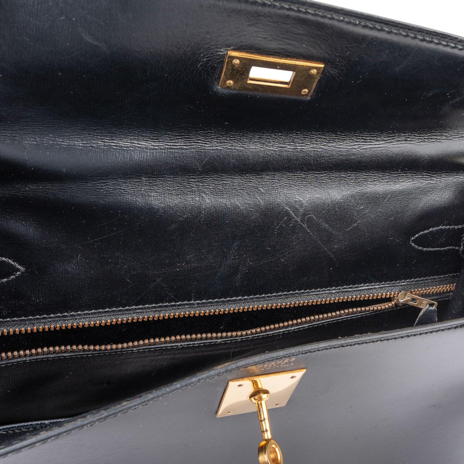 Hermès Box Calf Leather Kelly 32 Handbag - vintageandkickz