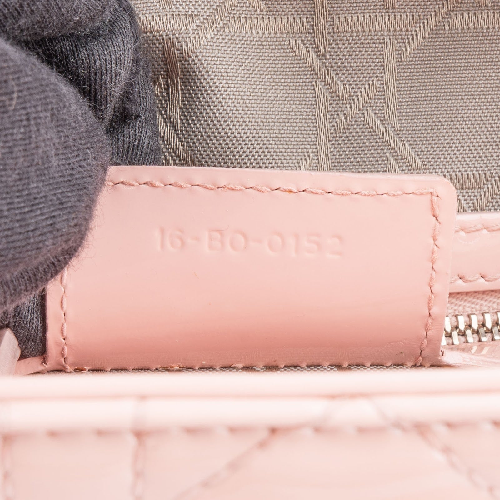 [🔄️B11 / F22] Dior Patent Calfskin Lady D-Joy Handbag - vintageandkickz