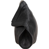 Alexander McQueen Black Leather De Manta Lip Clutch