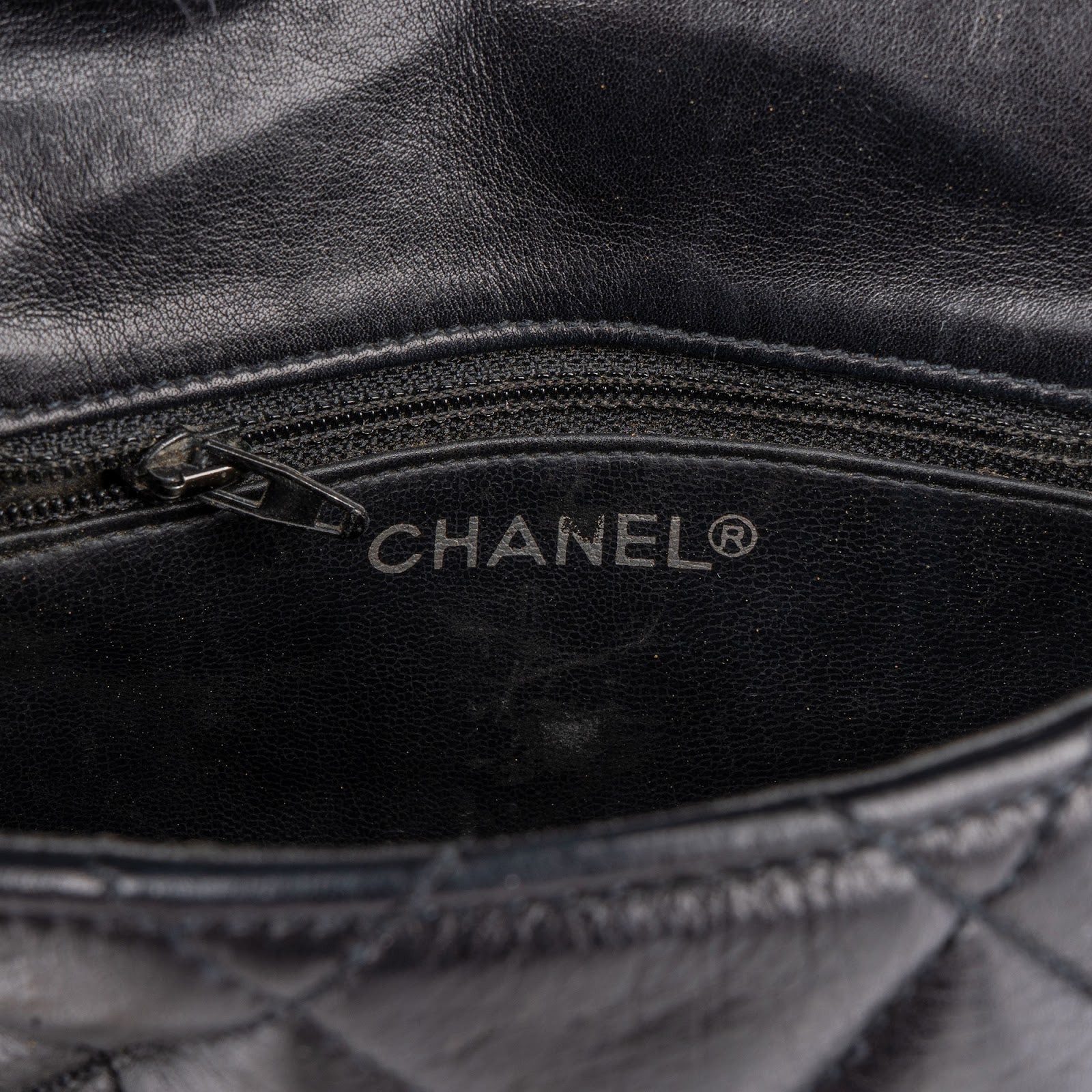 Chanel Quilted Lambskin CC Single Flap Crossbody Bag - vintageandkickz