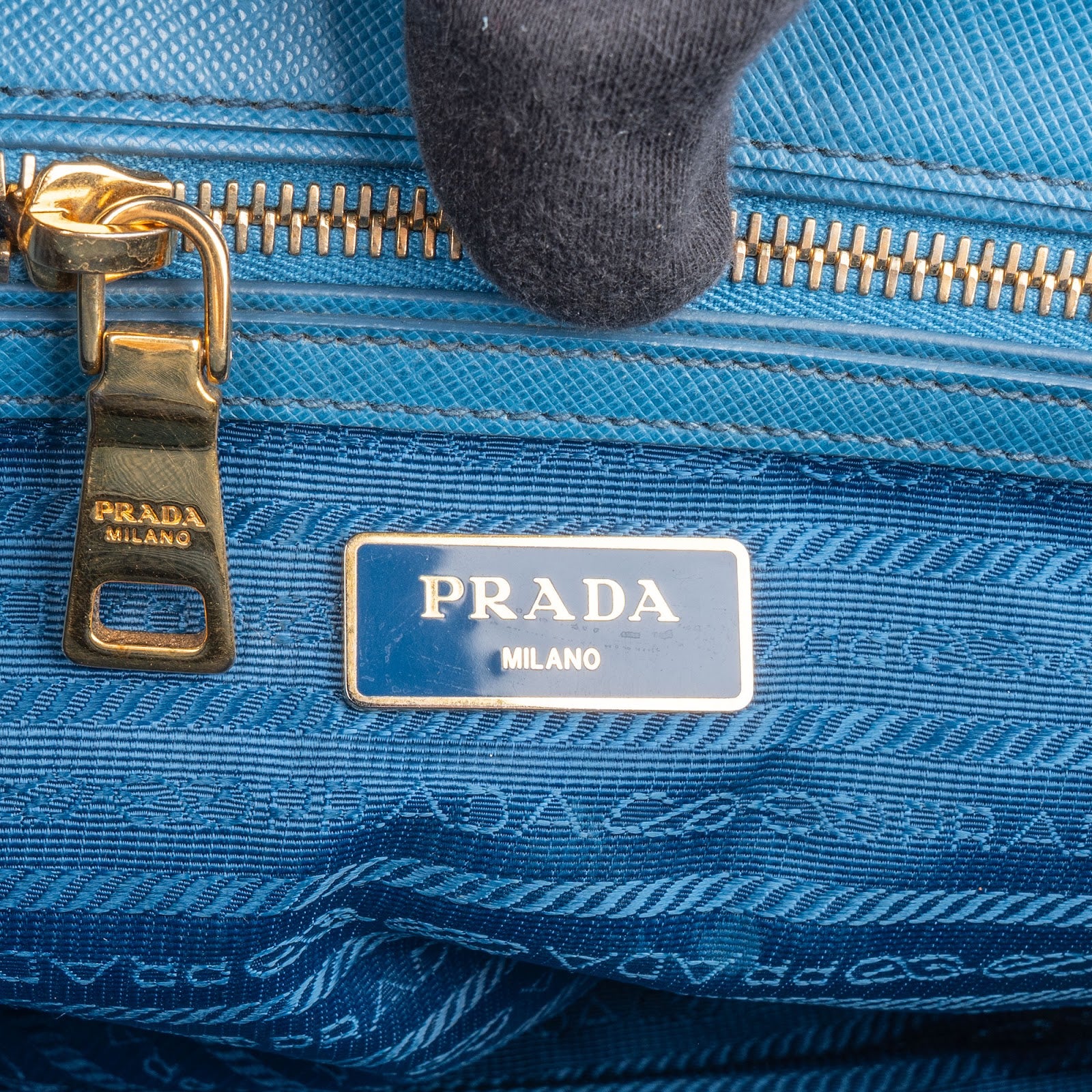 Prada Saffiano Leather Galleria Handbag - vintageandkickz