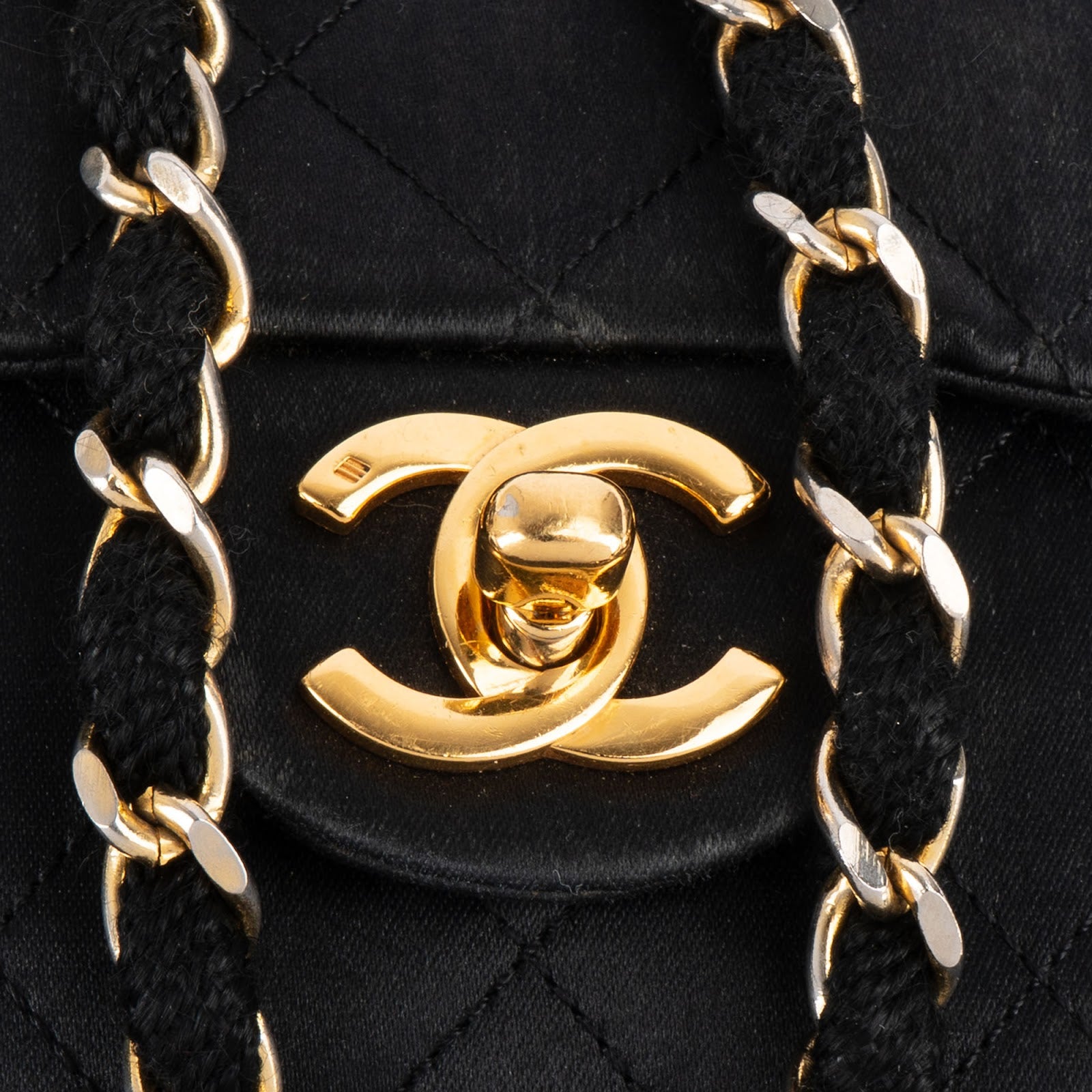 Chanel Quilted Satin Single Flap Crossbody Bag - vintageandkickz