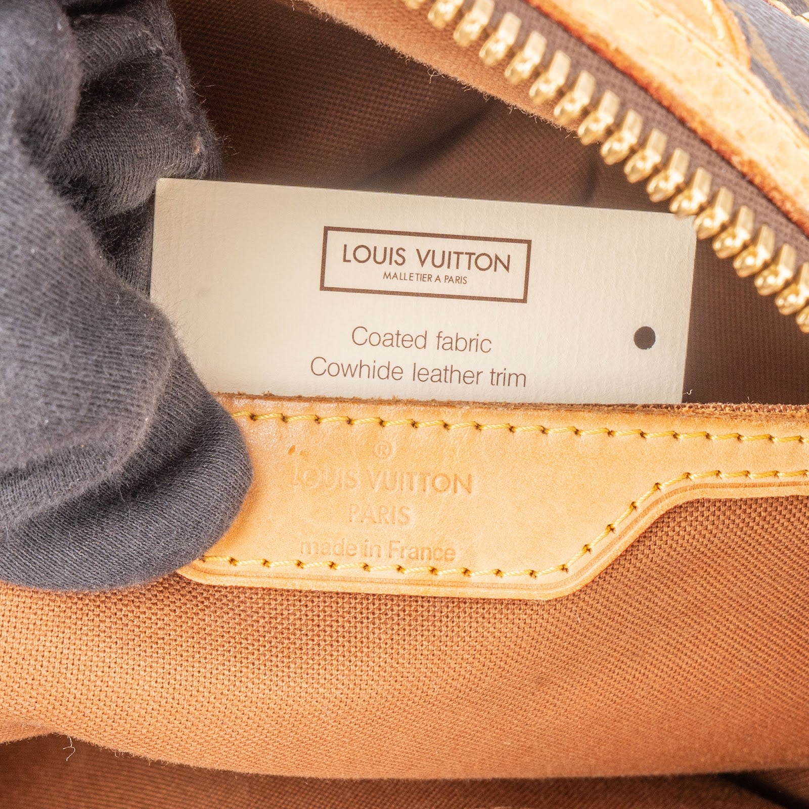 Louis Vuitton Monogram Canvas Estrela Shoulder Bag - vintageandkickz