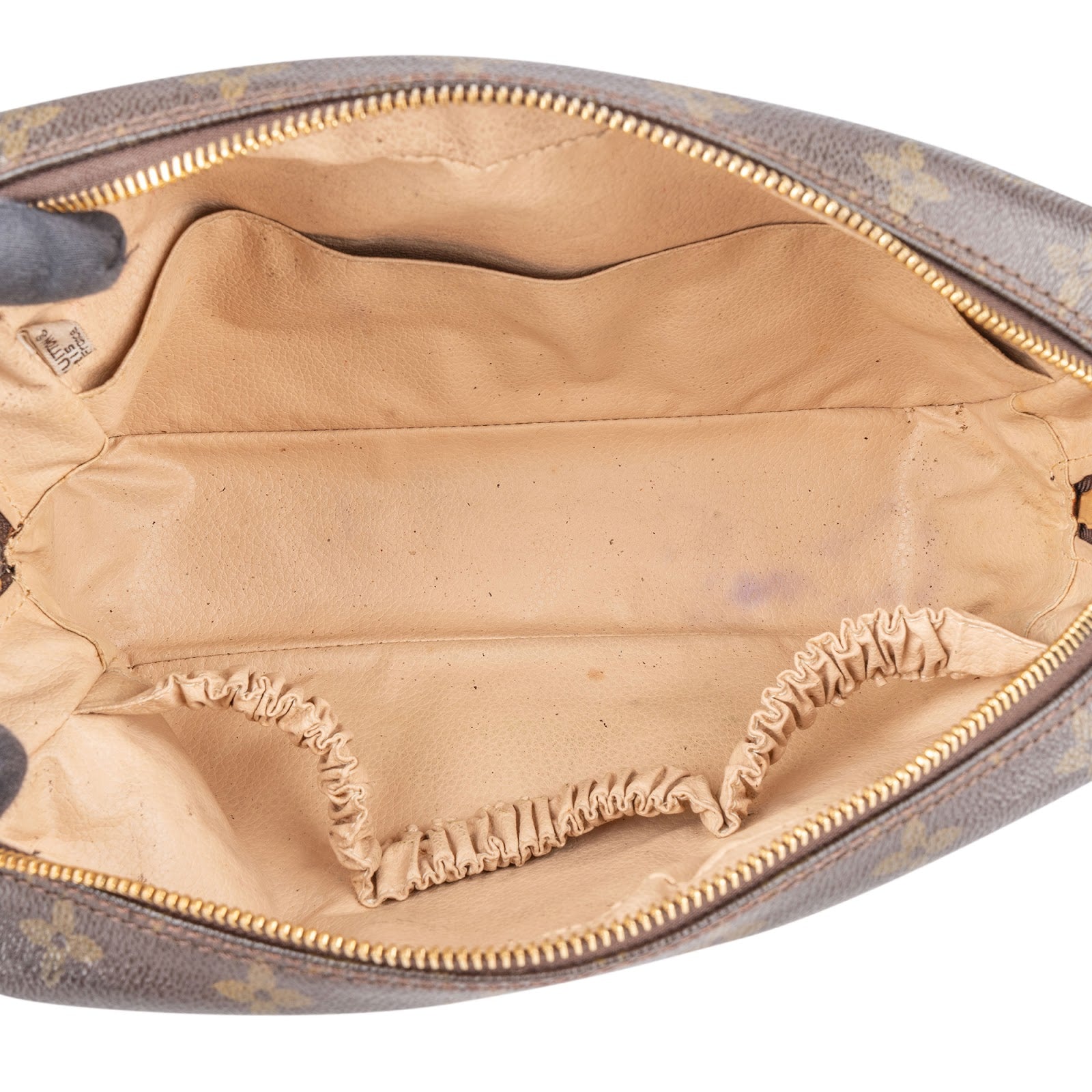 Louis Vuitton Monogram Canvas Trousse de Toilette 28 Clutch - vintageandkickz