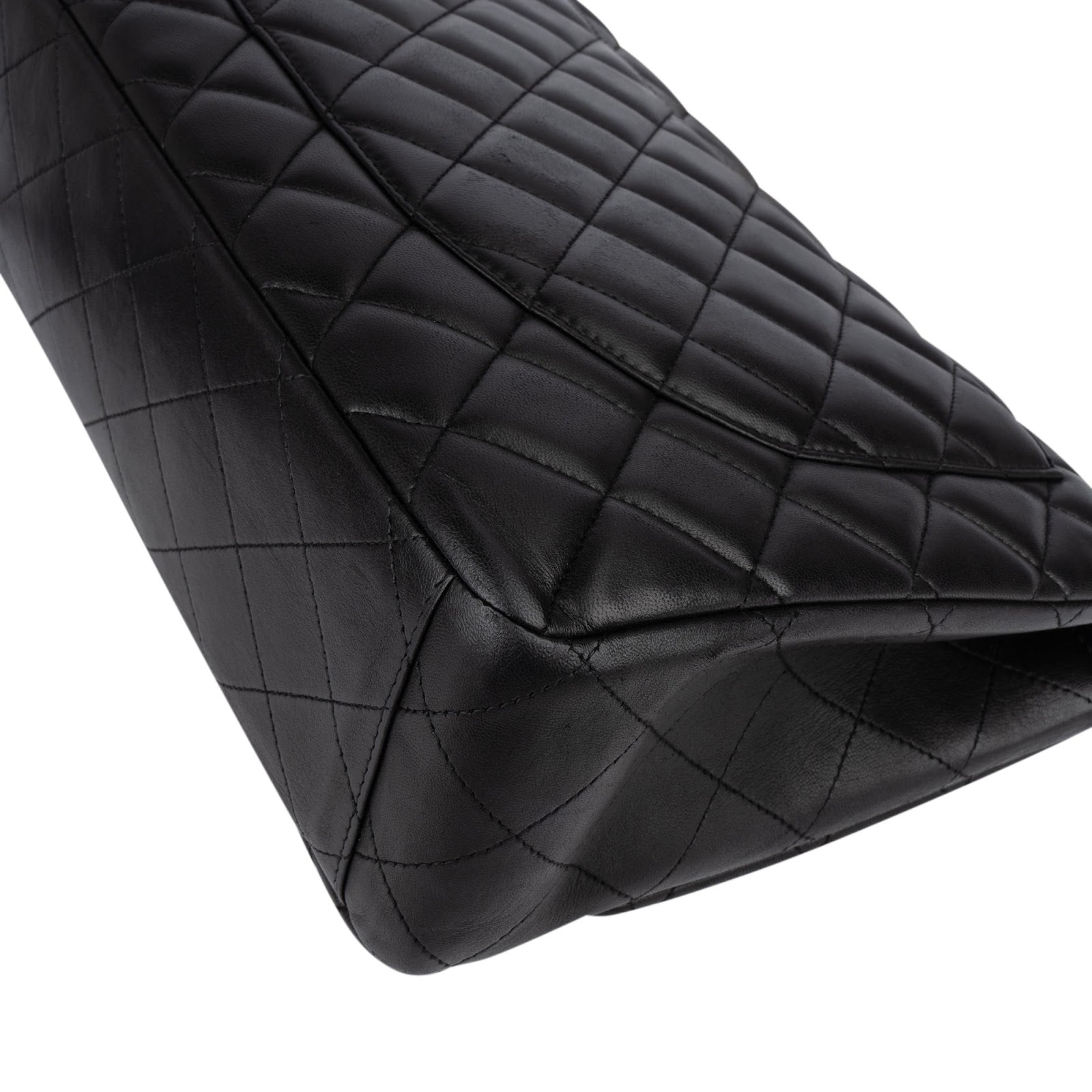 Chanel Quilted Lambskin Maxi Single Flap Crossbody Bag xx Datacode - vintageandkickz