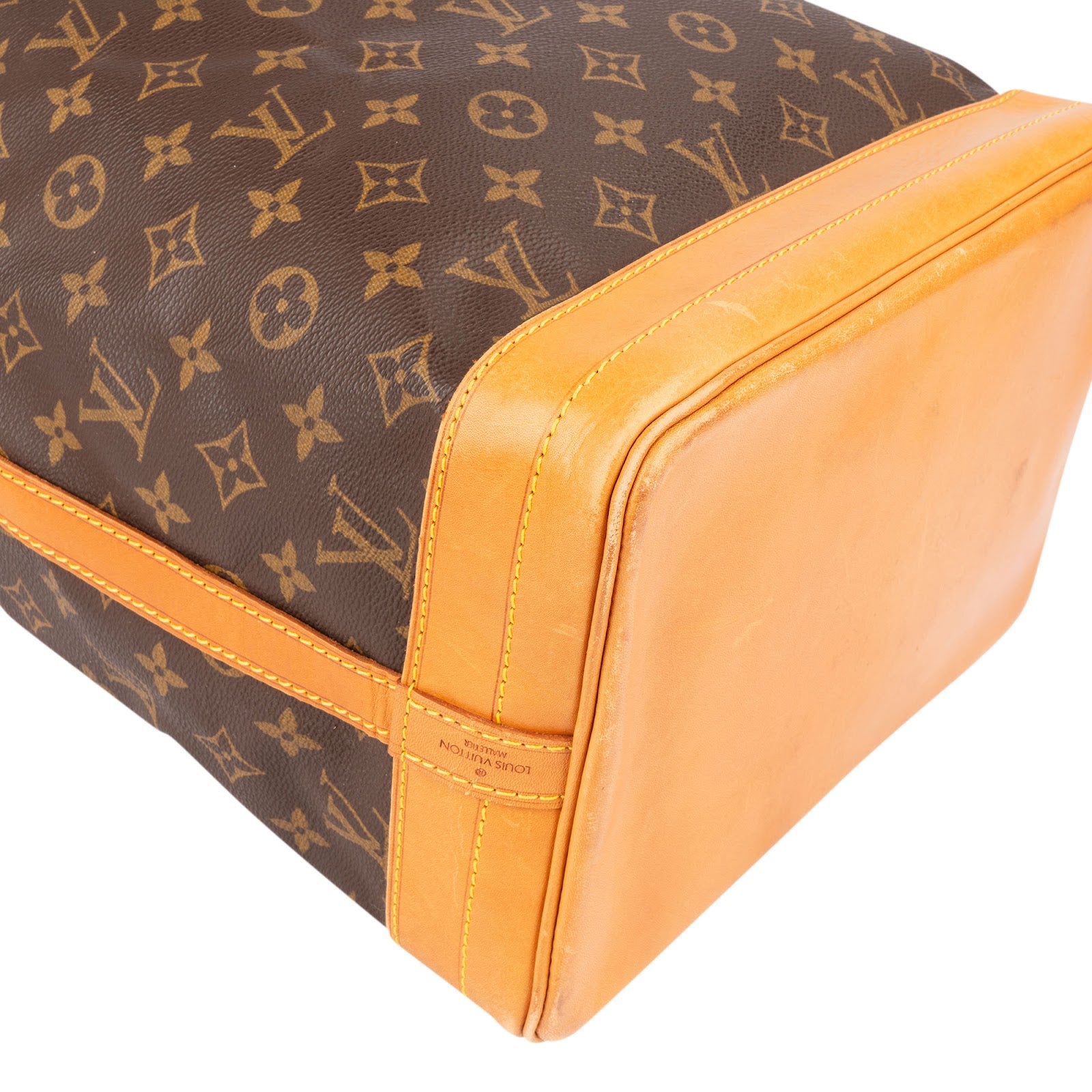 [🔄️B06 / F49] Louis Vuitton Monogram Canvas Sac Noé Grande Shoulder Bag - vintageandkickz