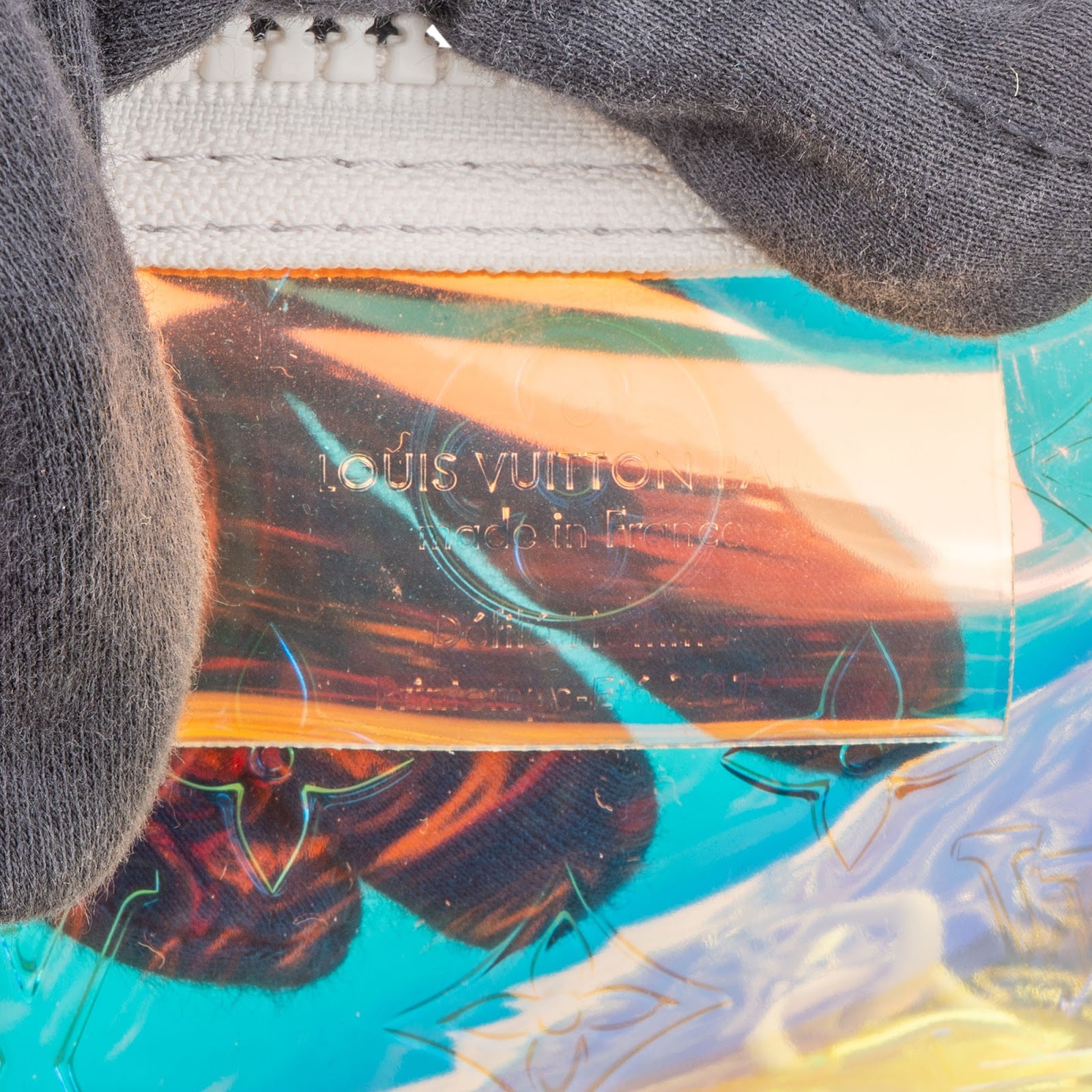 [🔄️B07 / F21] Louis Vuitton Canvas Iridescent Monogram Prism Keepall 50 Bandoulière Travel Bag - vintageandkickz