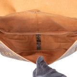 [🔄️B09 / F26] Louis Vuitton Monogram Canvas Saumur 30 Crossbody Bag - vintageandkickz