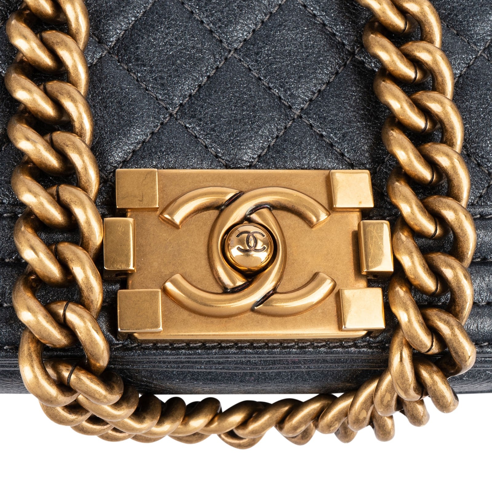 Chanel Metallic Quilted Leather Boy Single Flap Crossbody Bag - vintageandkickz