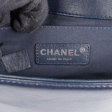 Chanel Quilted Lambskin Boy Single Flap Crossbody Bag xx maße - vintageandkickz