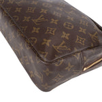 Louis Vuitton Monogram Canvas Trousse de Toilette 28 Clutch - vintageandkickz