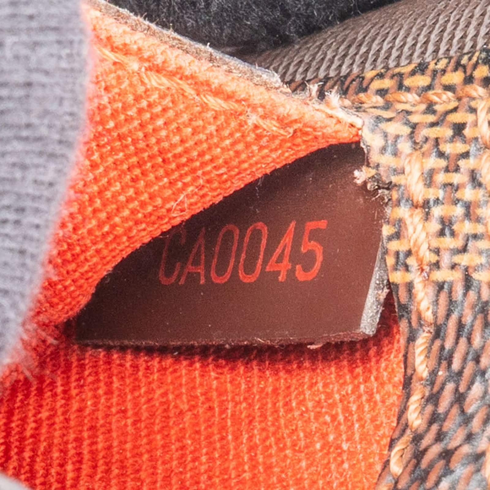 [🔄️B18 / F74] Louis Vuitton Monogram Damier Ebene Canvas Geronimos Crossbody Bag - vintageandkickz