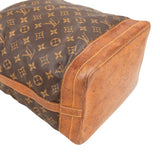 Louis Vuitton Monogram Canvas Sac Noé Grande Shoulder Bag