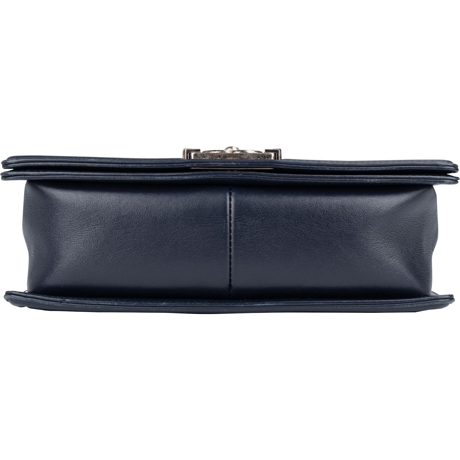 Chanel Quilted Lambskin Boy Single Flap Crossbody Bag xx maße - vintageandkickz