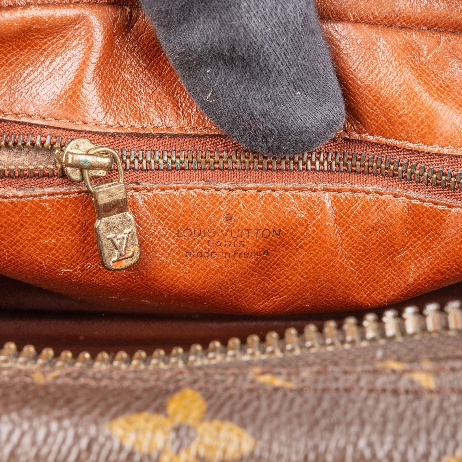 Louis Vuitton Monogram Canvas Trocadero 27 Crossbody Bag xx neu vernähen Irem - vintageandkickz