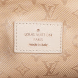 Louis Vuitton Off White Ecru Lambskin Studded Sac Riveting Shoulder Bag