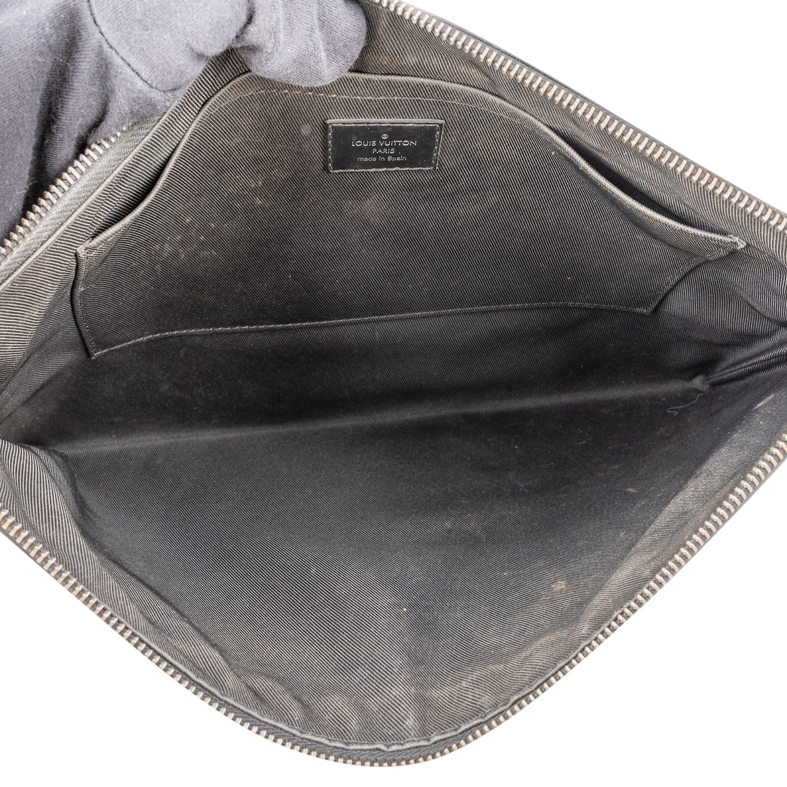 Louis Vuitton Monogram Eclipse Discovery Pochette Laptop Clutch - vintageandkickz