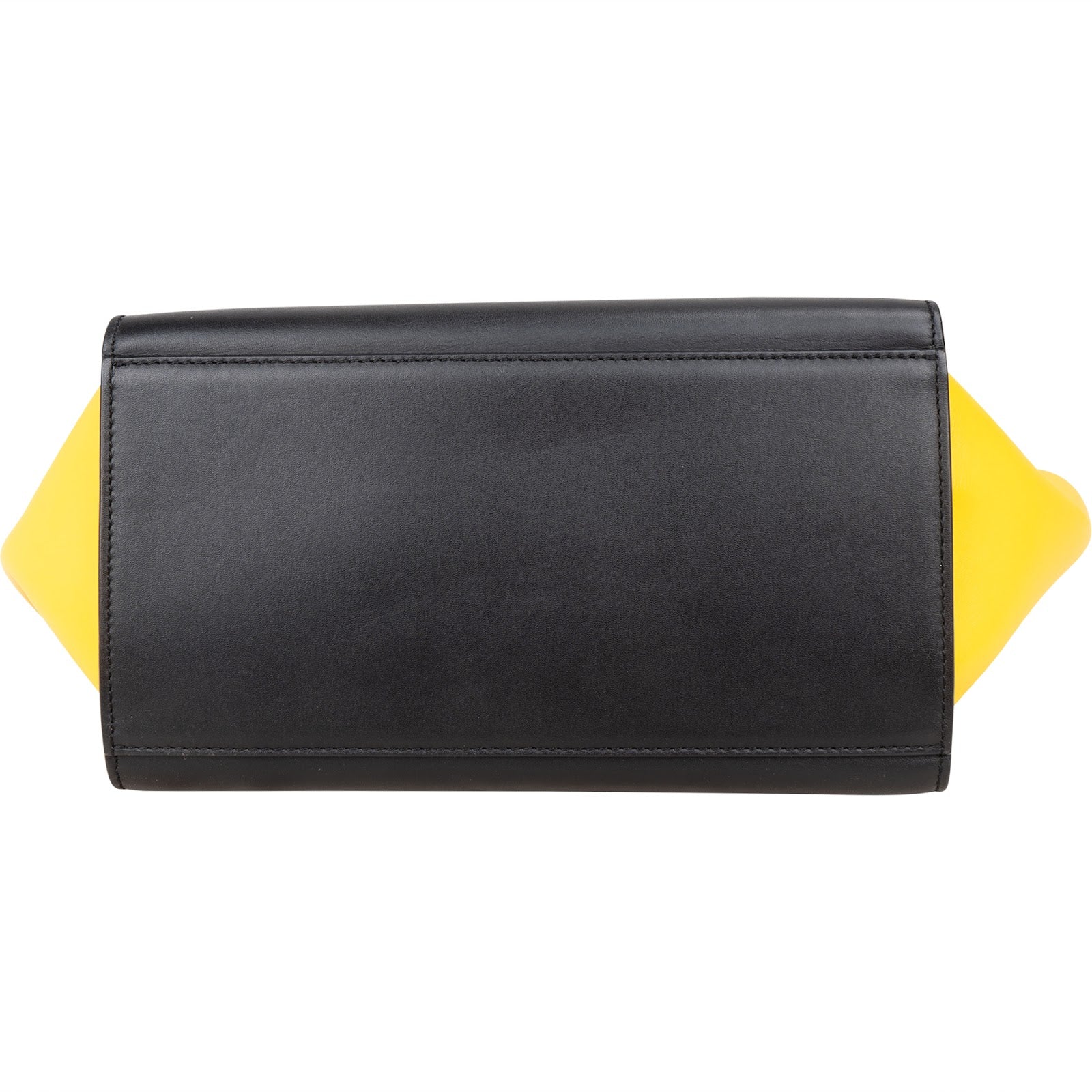 [🔄️B13 / F44] Céline Leather Trapeze Crossbody Bag - vintageandkickz